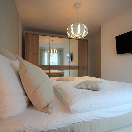 Wohnen Am Yachthafen W25 Apartment คุกซ์ฮาเวน ภายนอก รูปภาพ